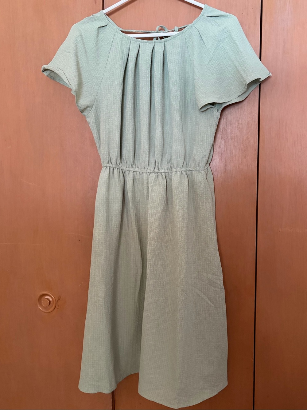 Hem & Thread Mint Green Short Sleeve Midi Dress
